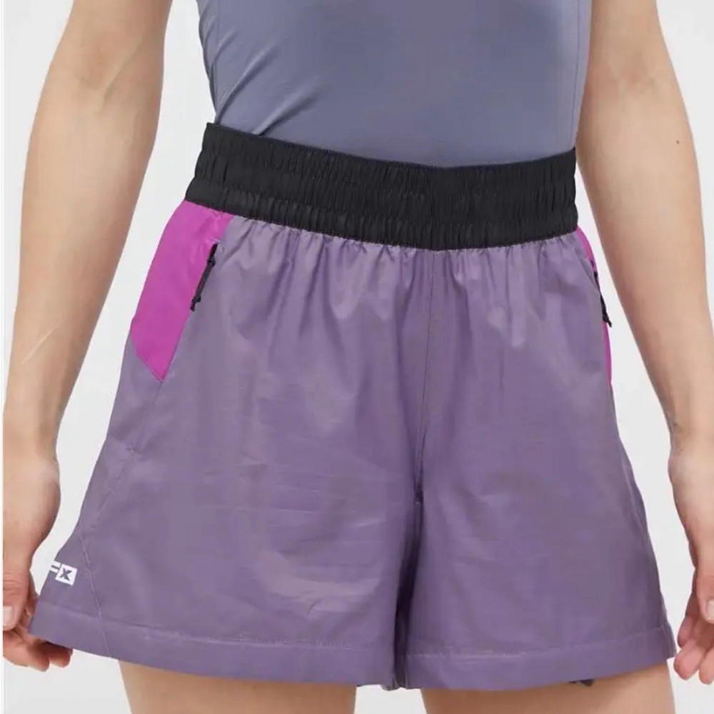 THE NORTH FACE TNF Purple Grey Mesh Lined Shorts NWOT 4" Inseam Size LARGE - Picture 3 of 10